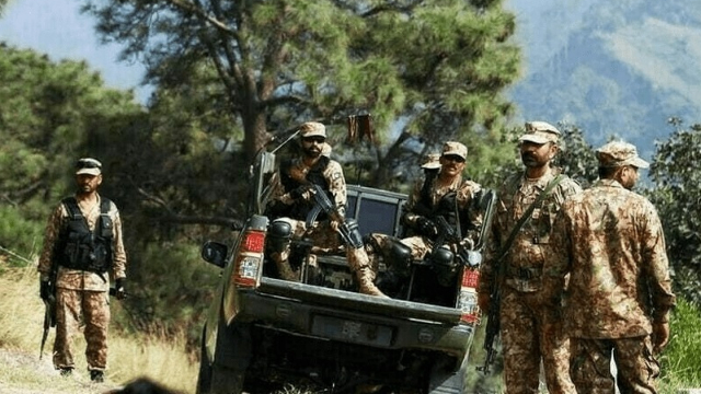 بنوں کینٹ پر دہشت گردوں کا حملہ ناکام؛ 6 خارجی دہشت گرد ہلاک