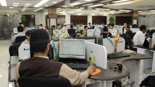 حکومت نے سرکاری ملازمین پر بڑی پابندی عائد کردی