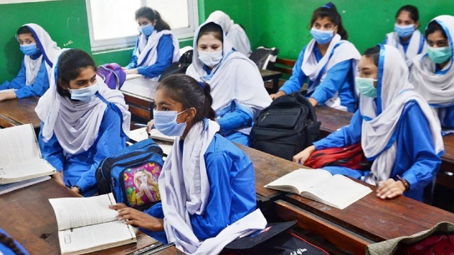 تعلیمی اداروں سے متعلق حکومت کا اچانک بڑا فیصلہ