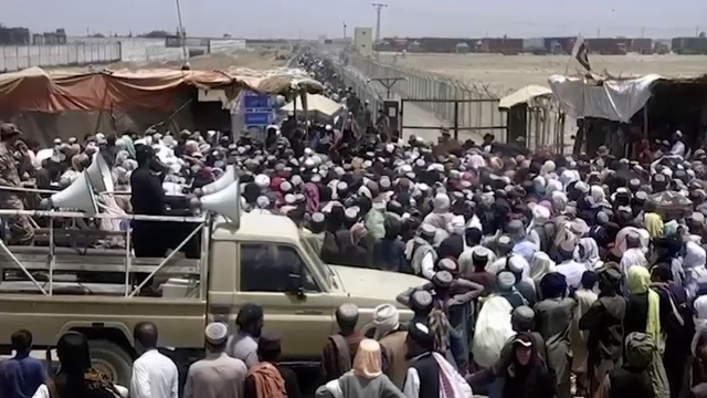 حکومتِ پاکستان کا غیر قانونی، غیر ملکی اور افغان سٹیزن کارڈ ہولڈرز کو واپس بھیجنے کا فیصلہ
