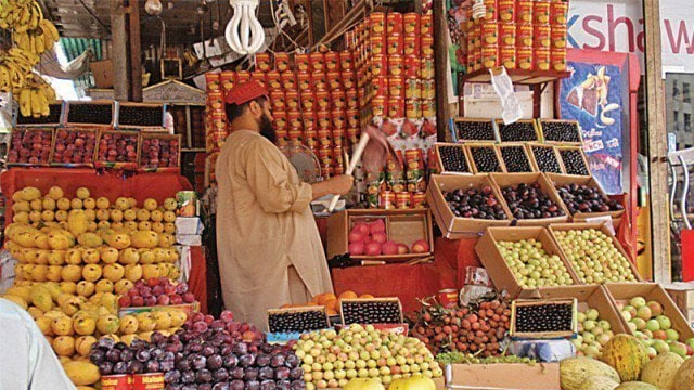 کراچی میں پہلی افطاری، منافع خور سرگرم