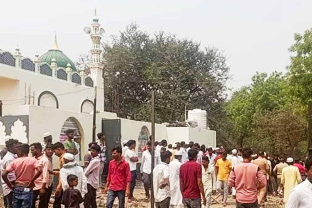 عیدالفطر کی نماز سے قبل مسجد میں دھماکا
