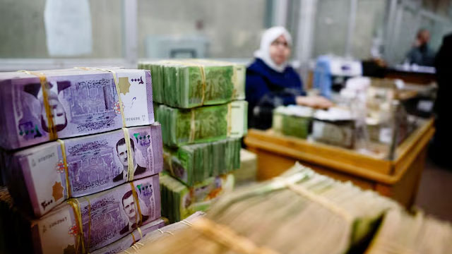 شامی کرنسی نوٹس روسی جہاز کیوں لیکر آیا؟