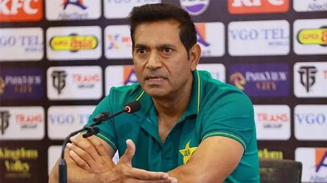 نیوزی لینڈ سے شکست، ہیڈ کوچ عاقب جاوید نے خاموشی توڑ دی