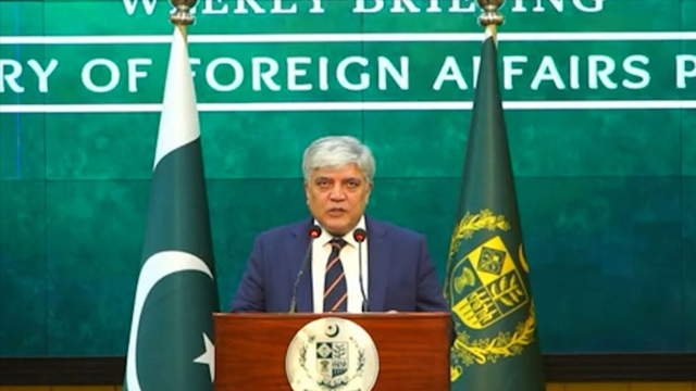 امریکا اپنے ہتھیار افغانستان سے واپس لے تو خطے میں امن بحال ہوگا، پاکستان