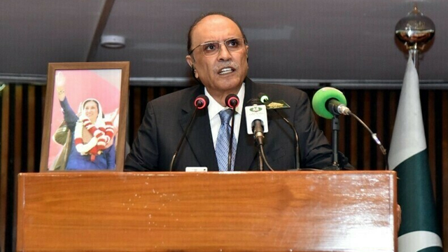 سیاسی و ذاتی مفادات کو بالائے طاق رکھ کر قومی مفاد مقدم رکھیں، صدر مملکت