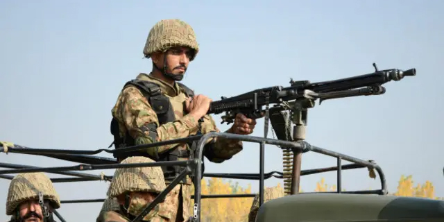 ڈی آئی خان میں سیکیورٹی فورسز کاآپریشن،10 خارجی دہشتگرد ہلاک، آئی ایس پی آر