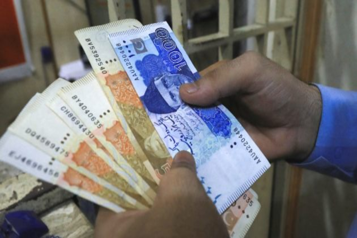 مالی سال 2025: سرکاری ادارے 123 ارب روپے ڈبو بیٹھے