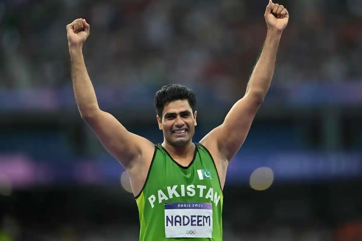 پاکستان کے لیے فخر، ارشد ندیم کو دبئی میں شیخ محمد بن زاید ایوارڈ سے نواز دیا گیا