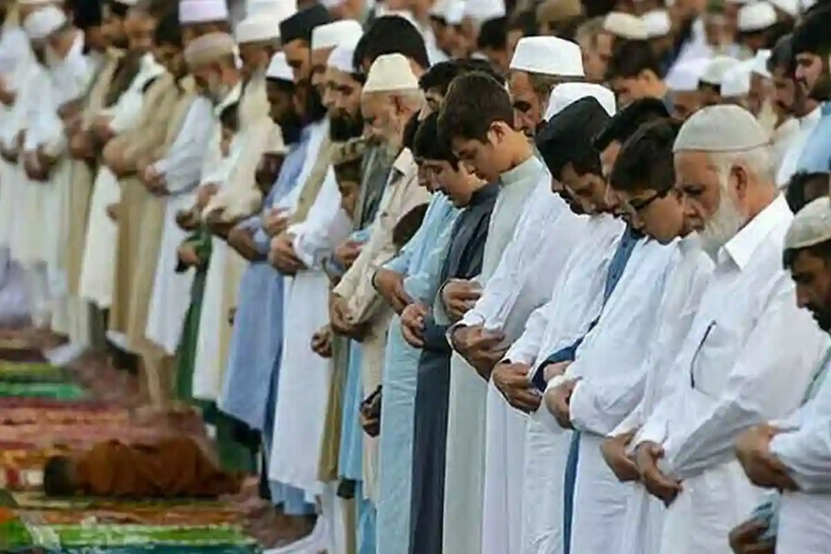 ملک بھر میں عیدالاضحیٰ مذہبی جوش و جذبے سے منائی جا رہی ہے