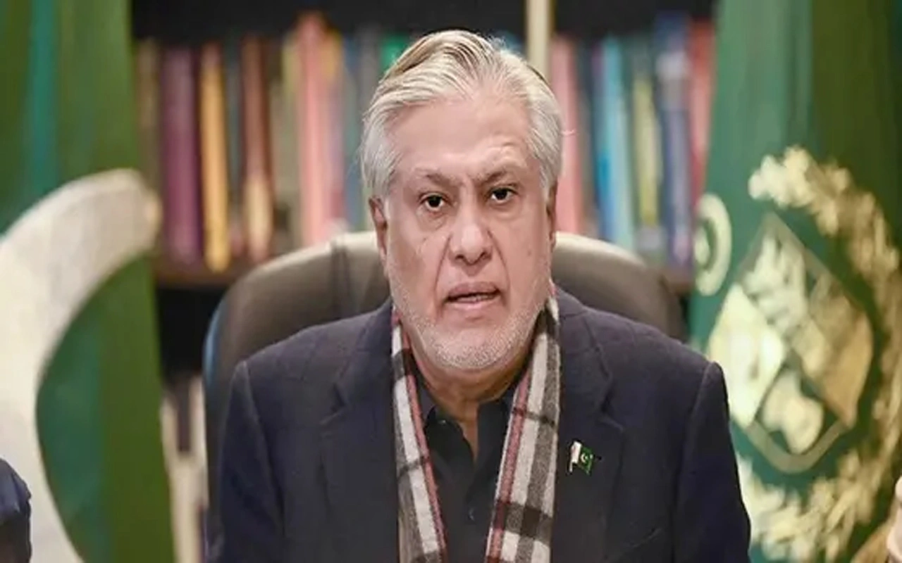 Deputy Prime Minister Ishaq Dar expresses deep concern over Pak-Afghan border situation