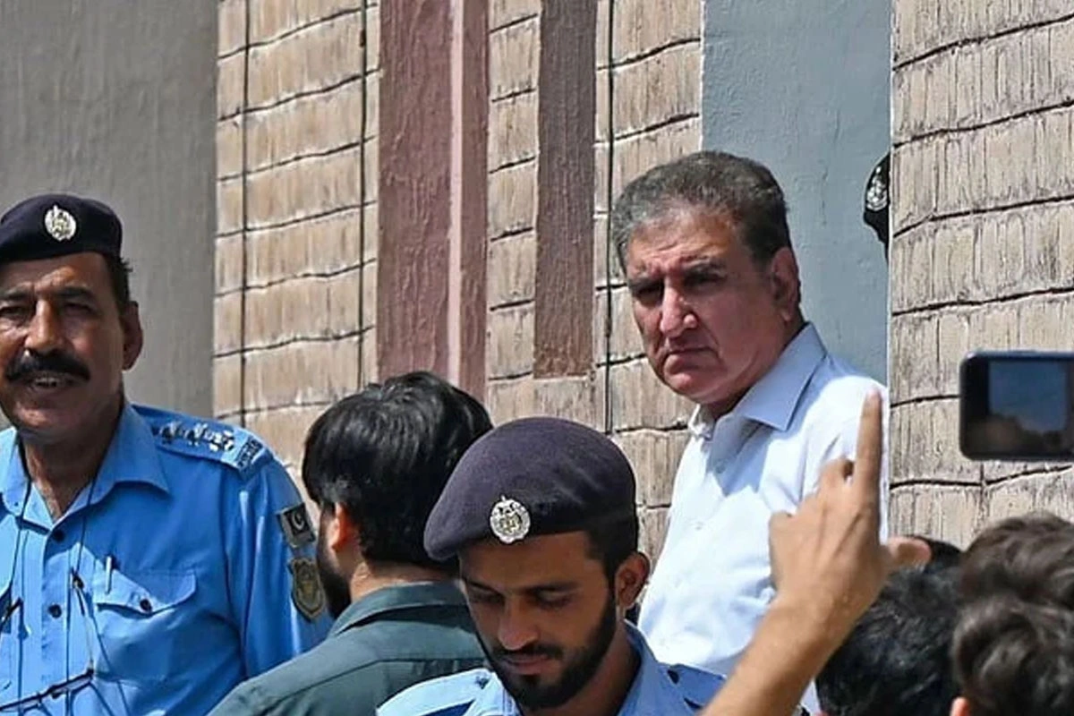 شاہ محمود قریشی ایک اور مقدمے میں بری، دیگر کو 10،10 سال قید کی سزا