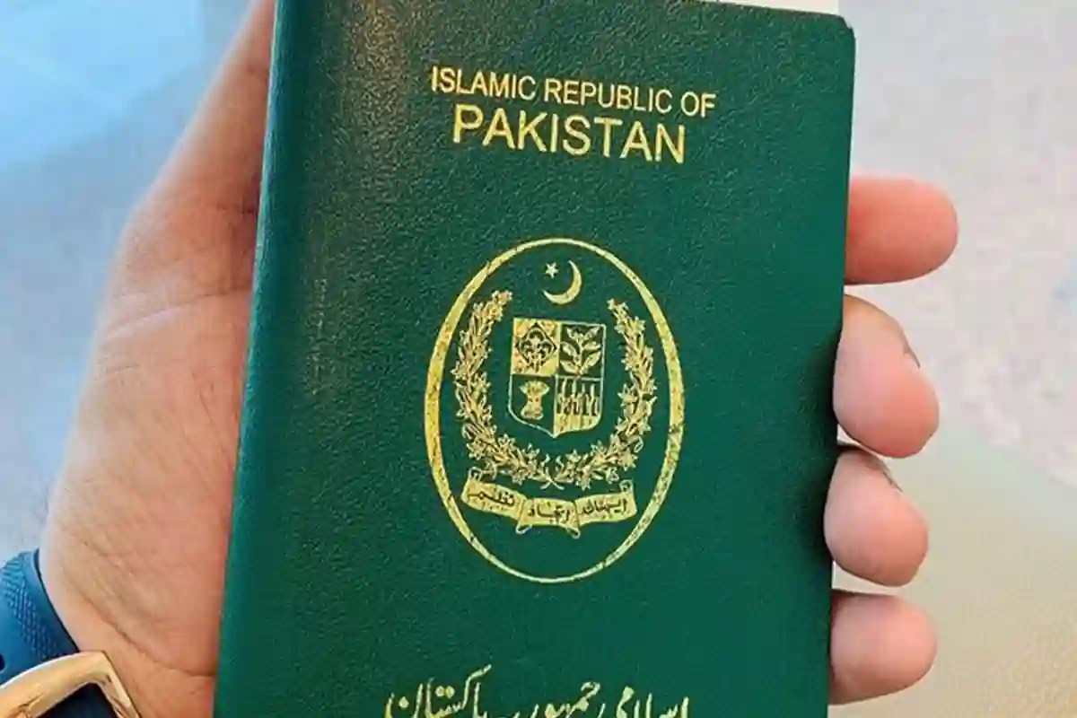 بیرون ملک ملازمت کے خواہشمند پاکستانی ہوجائیں ہوشیار!