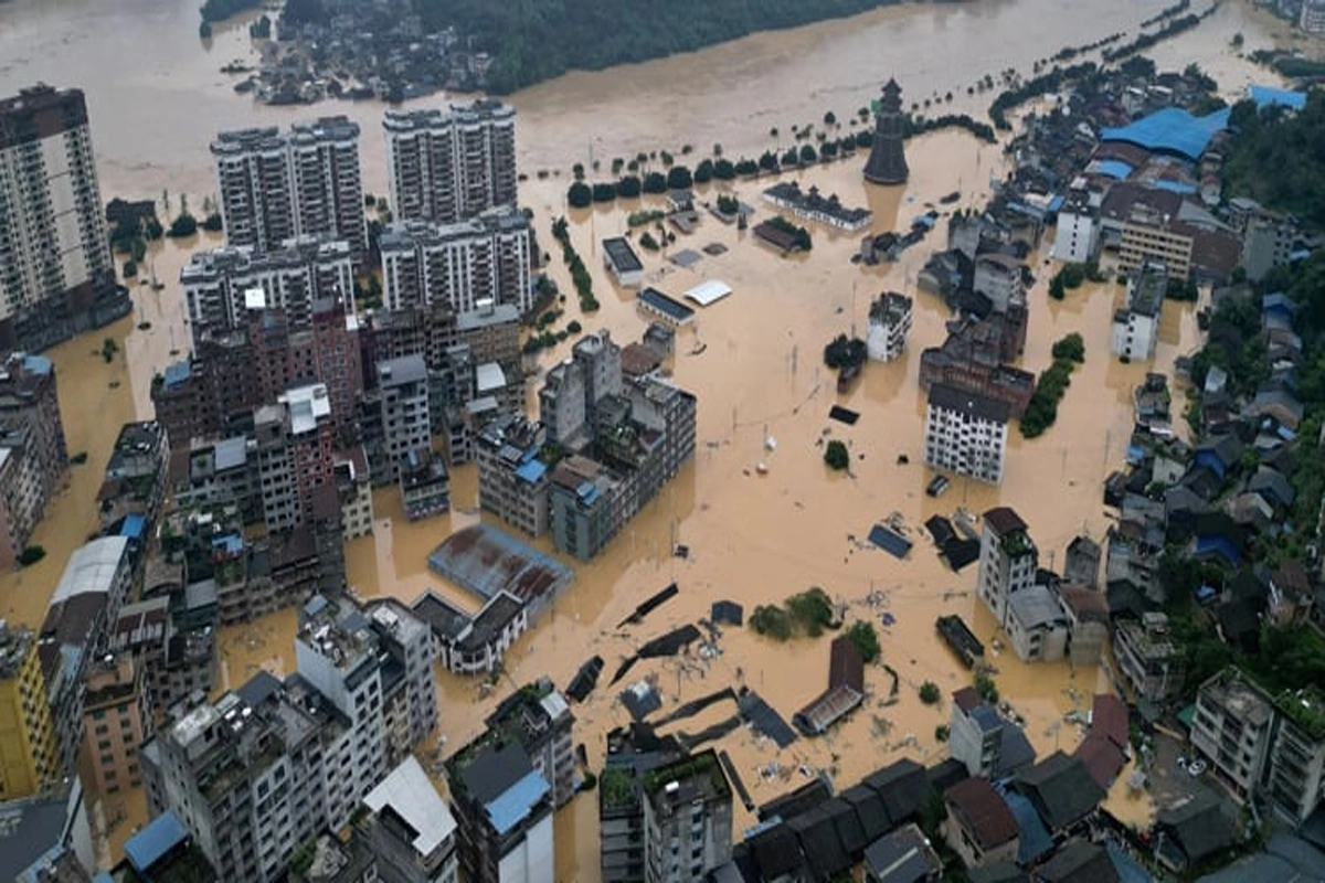 چین میں 24 گھنٹوں میں ایک سال جتنی بارش ، تباہی مچ گئی