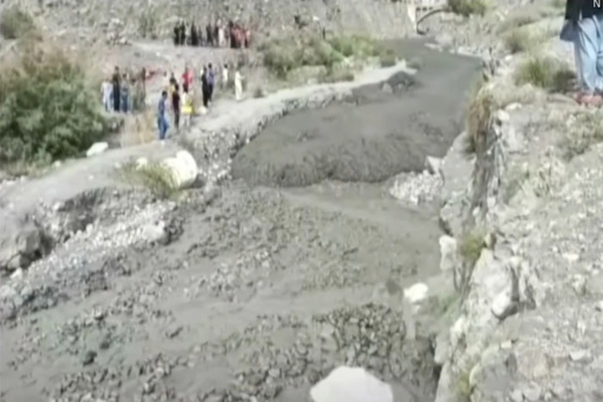 گلگت میں مٹی اورکیچڑ کا سیلاب، مکانات تباہ، سیکڑوں کنال اراضی کو نقصان