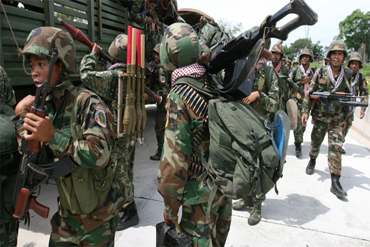 تھائی لینڈ،کمبوڈیا جنگ ختم کرنے کا خواہشمند ہوں، اس جنگ نےمجھے پاک بھارت تنازع یاد دلایا، ٹرمپ