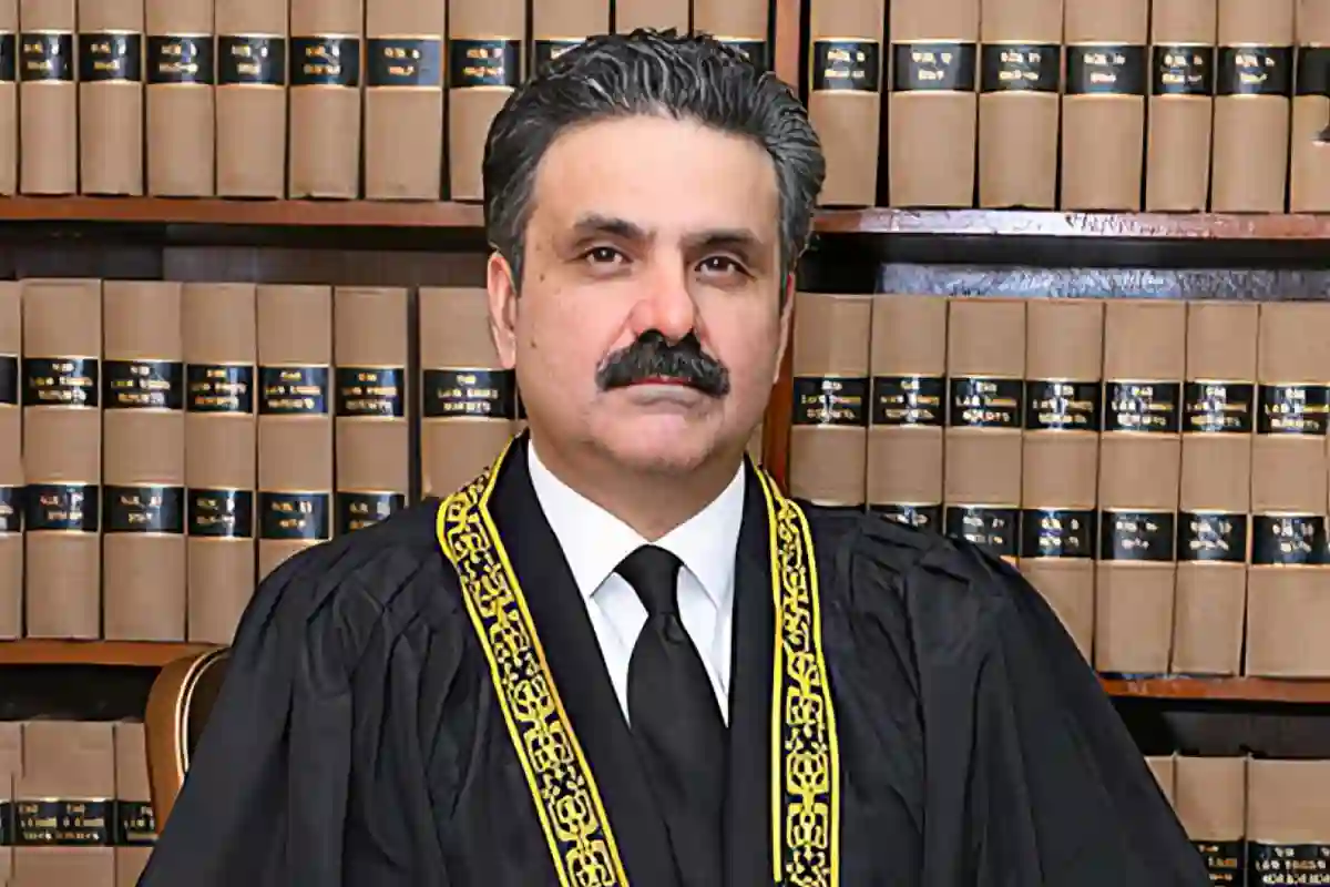 نظام انصاف میں مصنوعی ذہانت کا استعمال ہونا چاہیے، چیف جسٹس آف پاکستان