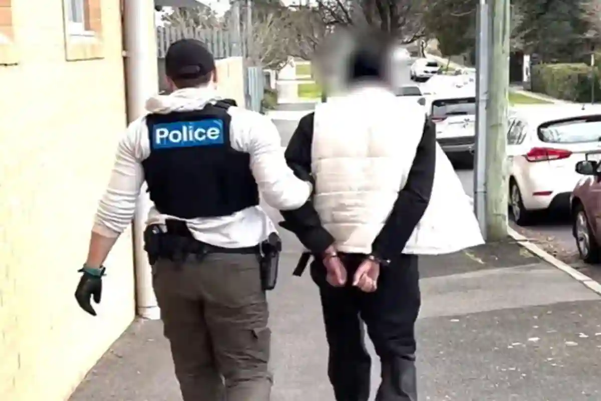 آسٹریلیا میں بھارتی طلبا چھٹیوں میں چوریاں کرنے لگے؛ 10 ملین ڈالرز کی نقب