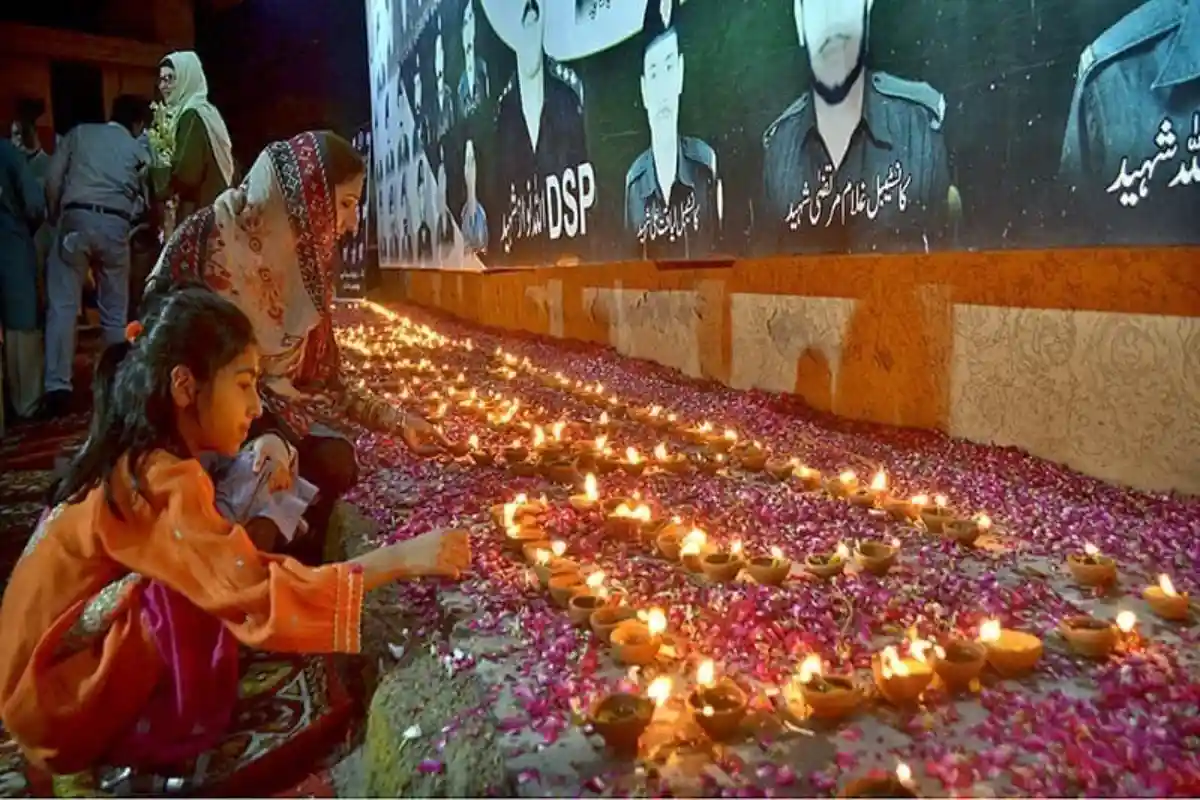 یوم شہدائے پولیس کے موقع پر پولیس شہداء کو خراجِ عقیدت پیش کرنے کیلئے نغمہ جاری