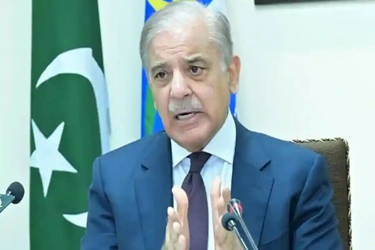 ماحولیاتی تبدیلی اور قدرتی آفات میں انسانوں کی پیدا کردہ مصیبت نے تباہی بڑھائی، وزیراعظم