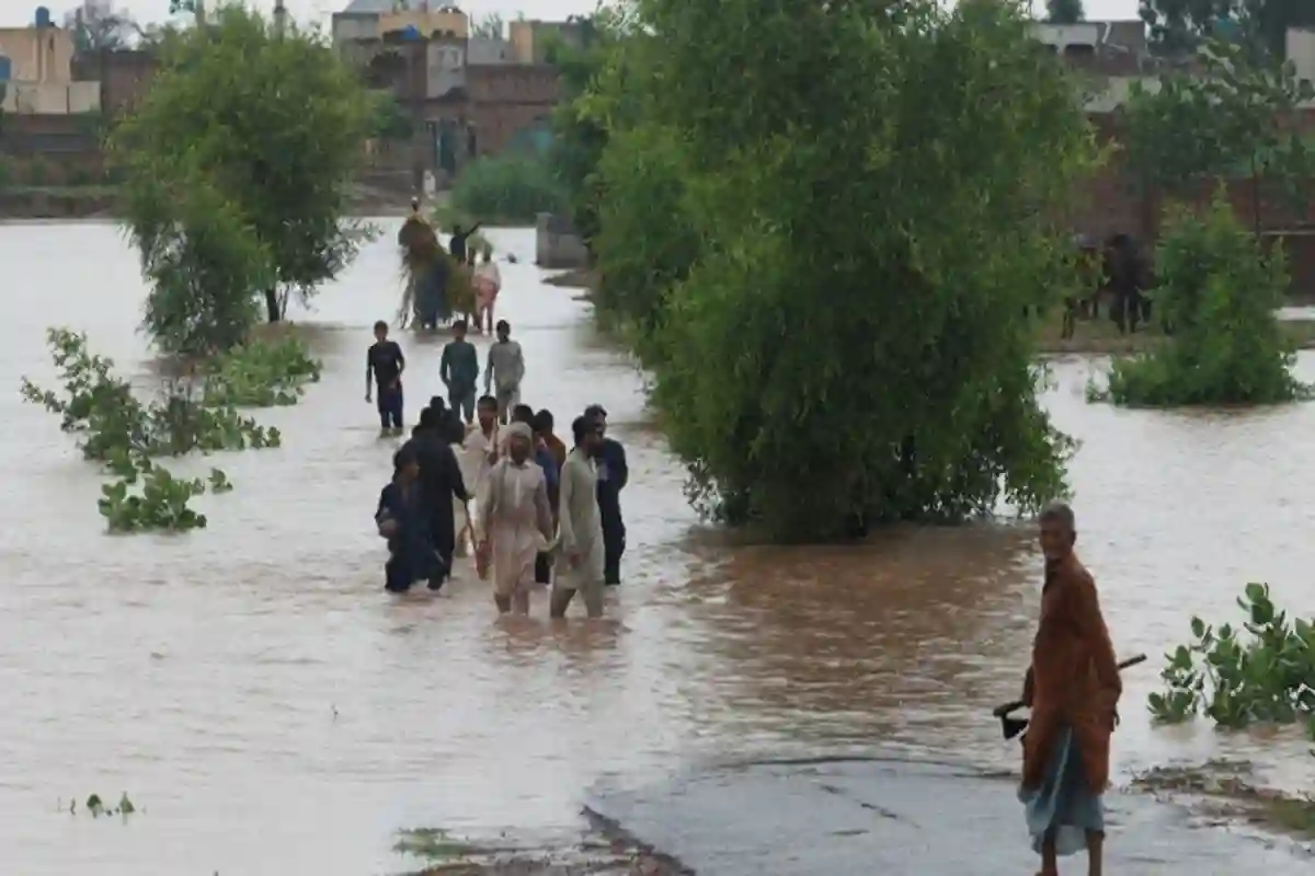 پنجاب کے دریاؤں میں شدید سیلاب، 20 لاکھ سے زائد افراد متاثر، 33 اموات ہوچکیں