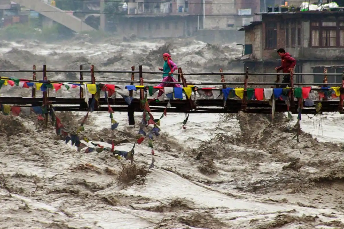 بھارت نے پاکستان کی جانب ایک اور بڑا سیلابی ریلا چھوڑ دیا