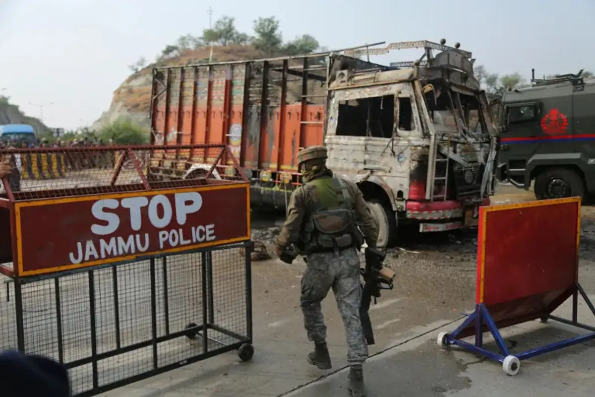 مقبوضہ کشمیر کے ضلع کلگام آپریشن میں بھارتی افواج کی بدترین ناکامی