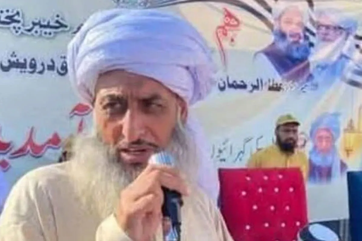 مالاکنڈ: جے یو آئی رہنما مفتی کفایت اللہ فائرنگ سے زخمی، بیٹا اور بیٹی جاں بحق