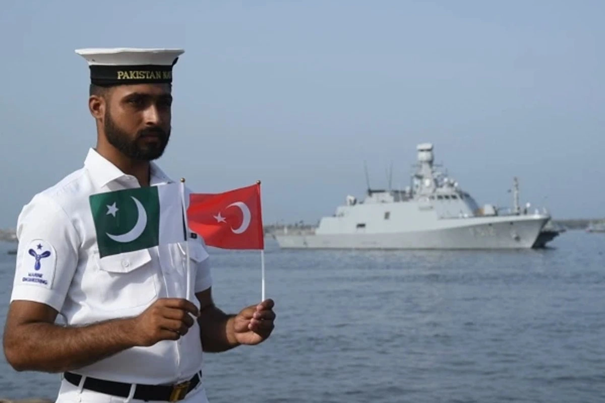کراچی میں پاک اور ترک بحری افواج کی دو طرفہ فوجی مشق