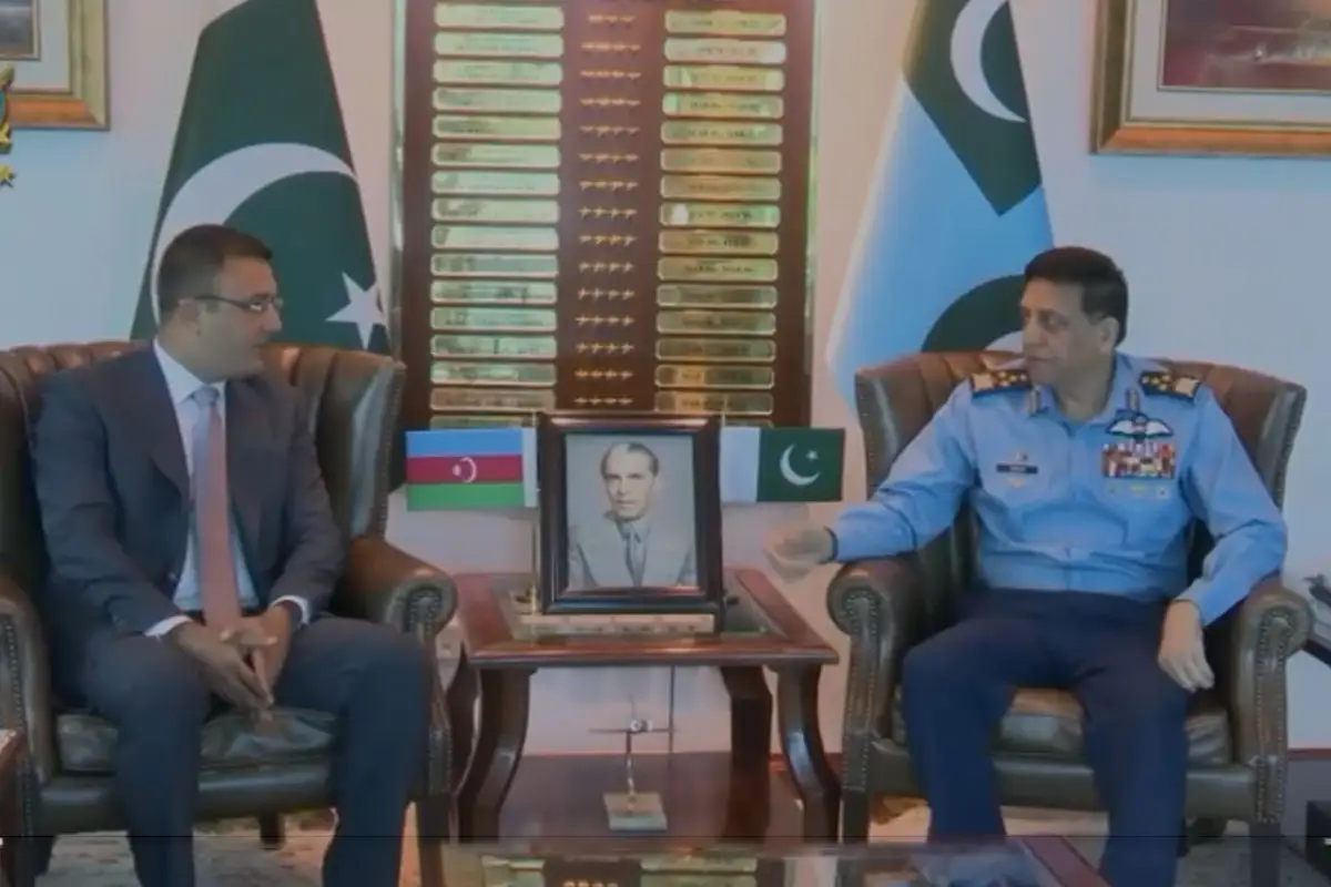 آذربائیجان کے اعلیٰ سطح وفد کا ایئر ہیڈ کوارٹرز کا دورہ