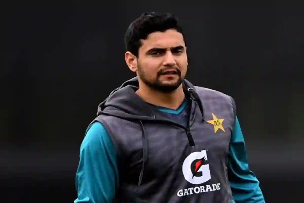 برطانیہ میں زیادتی کیس سے ڈسچارج کرکٹر حیدر علی پاکستان روانہ