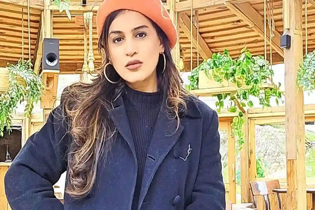 نازیہ ملک کا موٹروے پر سہیلیوں کے ساتھ خوف ناک واقعے سے گزرنے کا انکشاف