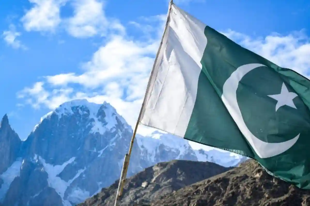 پاکستان عالمی سطح پر سفارتی کامیابیوں کی نئی بلندیوں پر پہنچ گیا
