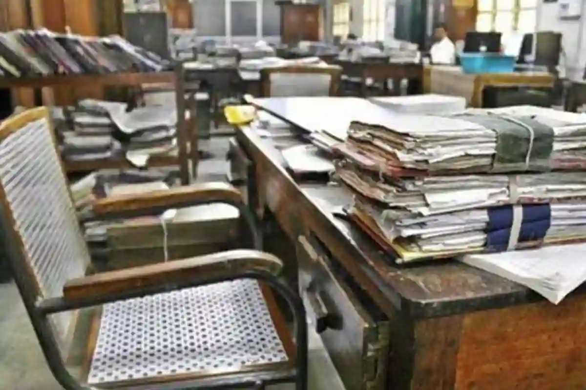 سرکاری ملازمین کیلئے خطرے کی گھنٹی؛ حکومت کا بڑا فیصلہ