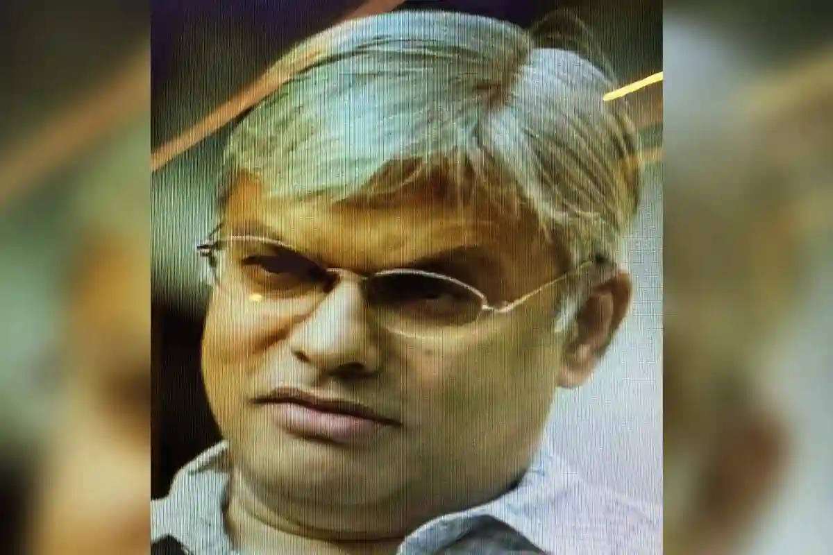 بھارتی نژاد سابق امریکی مشیر ایشلے جے ٹیلِس جاسوسی کے شبے میں گرفتار