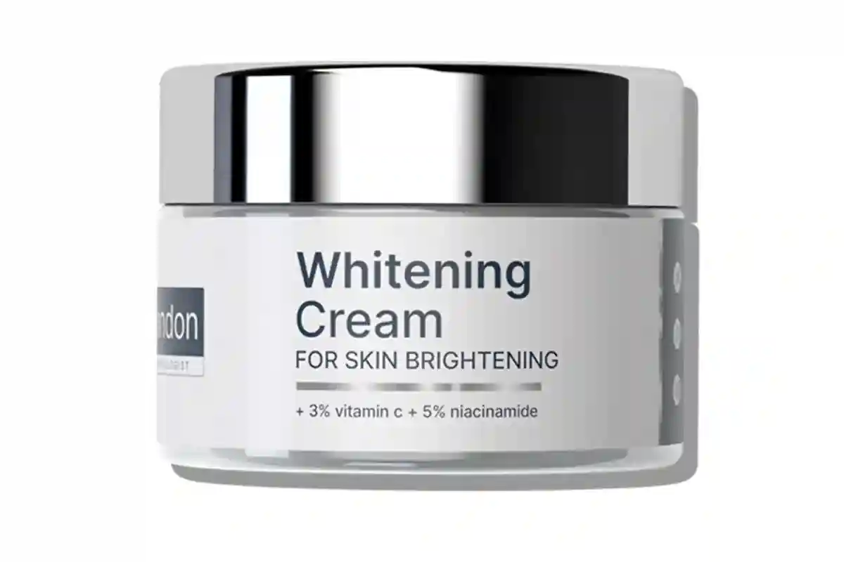 اسکن وائٹننگ کریمز استعمال کرنے والی خواتین کیلئے خطرے کی گھنٹی بج گئی!!‌ بڑا انکشاف سامنے آگیا