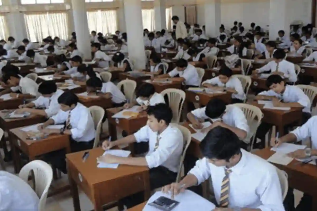 میٹرک کا امتحان دینے والے طلباء کیلئے بڑی خوشخبری آگئی