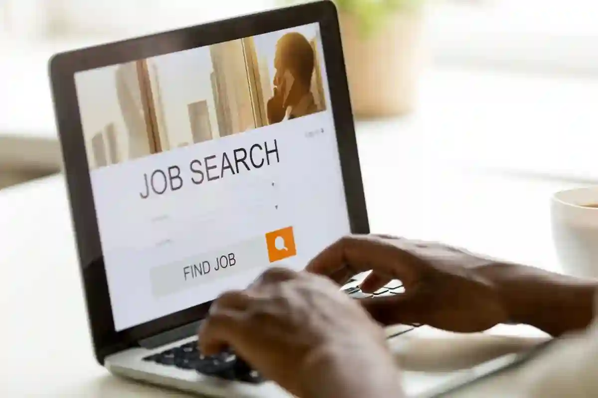 آن لائن نوکری تلاش