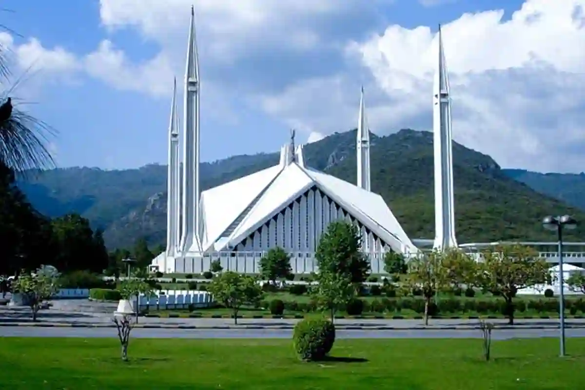 اسلام آباد کے کون سے 30 مقامات پر مفت وائی فائی کی سہولت دستیاب ہوگی؟ اہم خبر آگئی