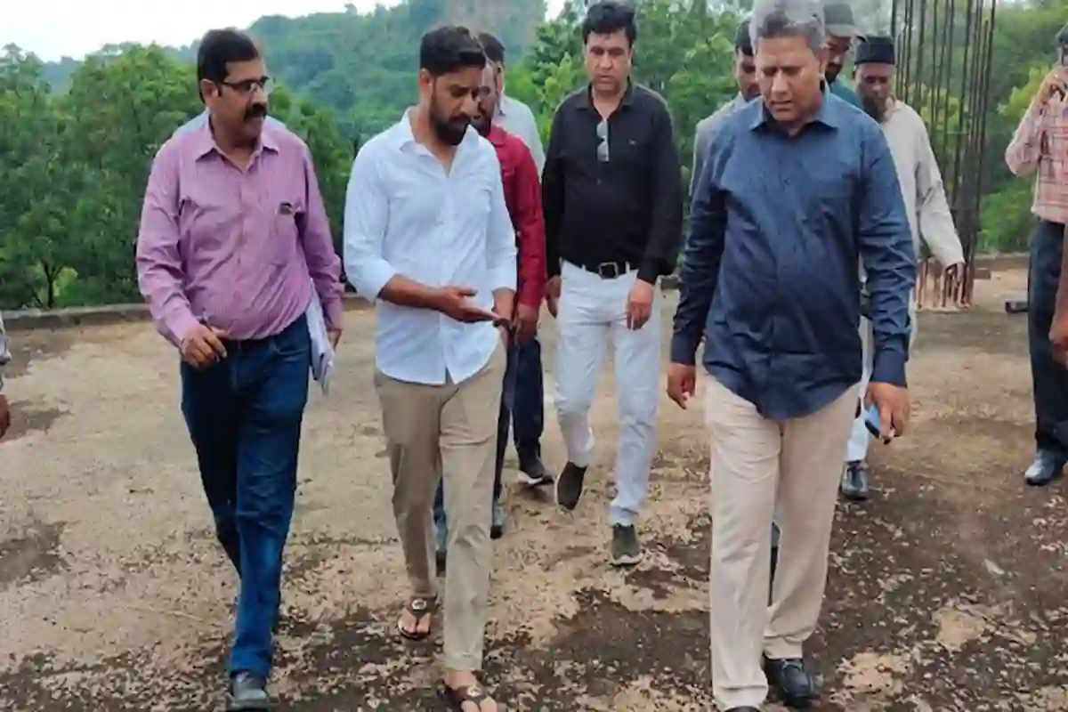 بھارتی فوج ریاست تلنگانہ میں مسلمانوں کے قبرستان ہتھیانے لگی