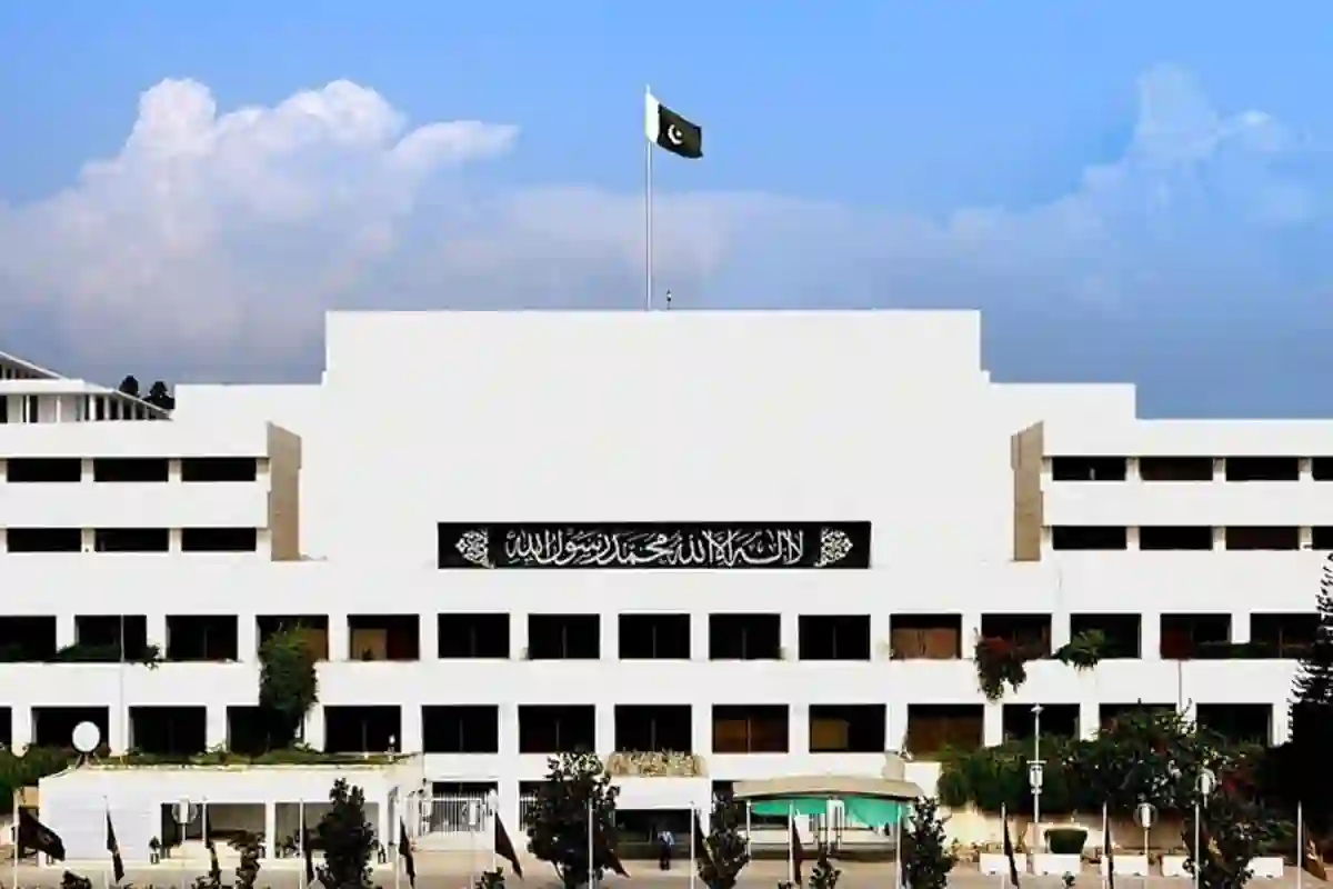 کراچی میں بارش کی غلط پیش گوئی پر محکمہ موسمیات سے تفصیلات طلب