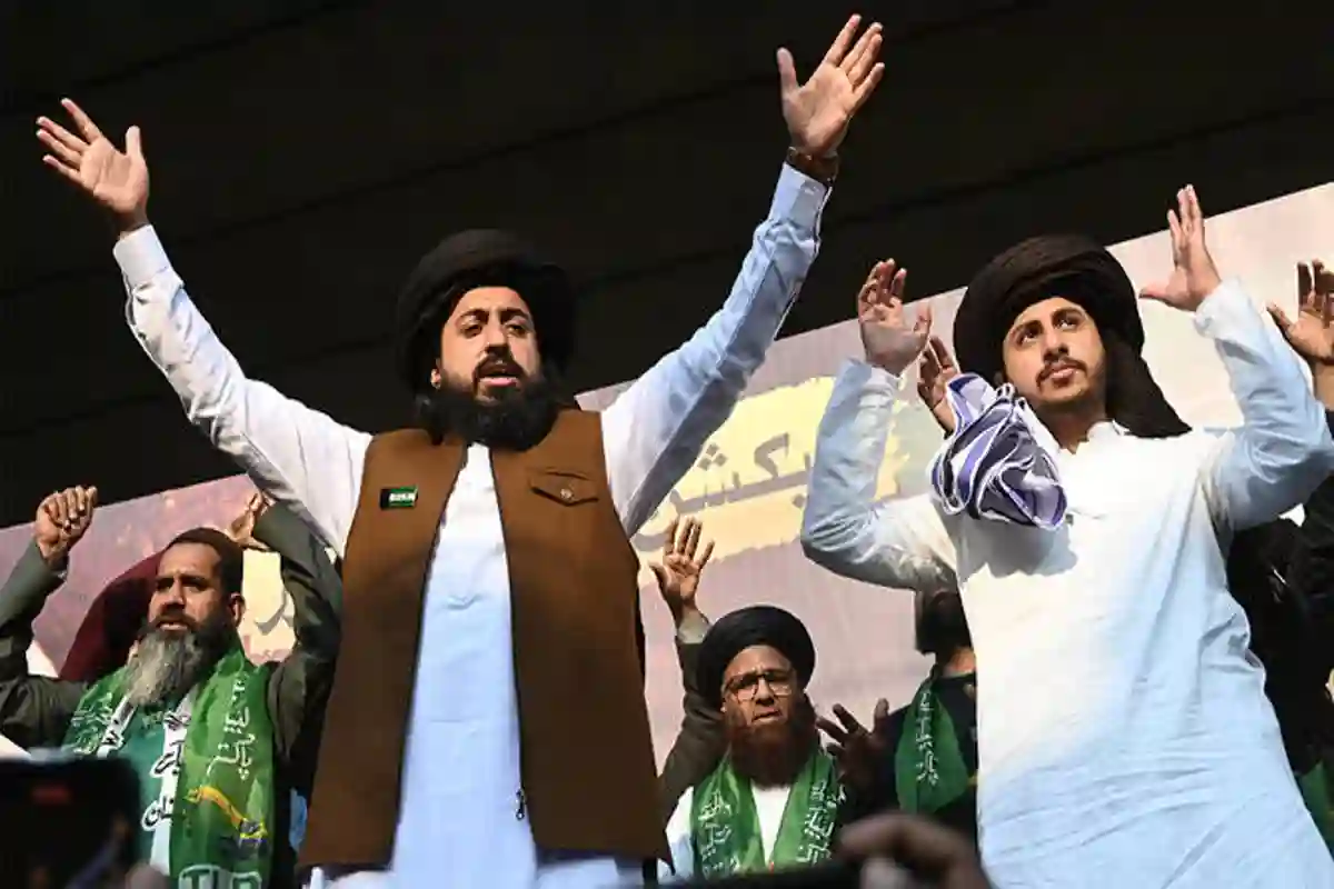 وفاقی کابینہ نے ٹی ایل پی پر پابندی لگانے کی منظوری دے دی