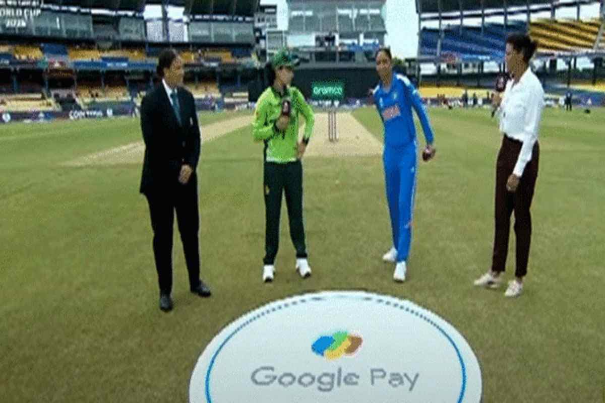 Women's World Cup: Pakistan wins toss in match against India