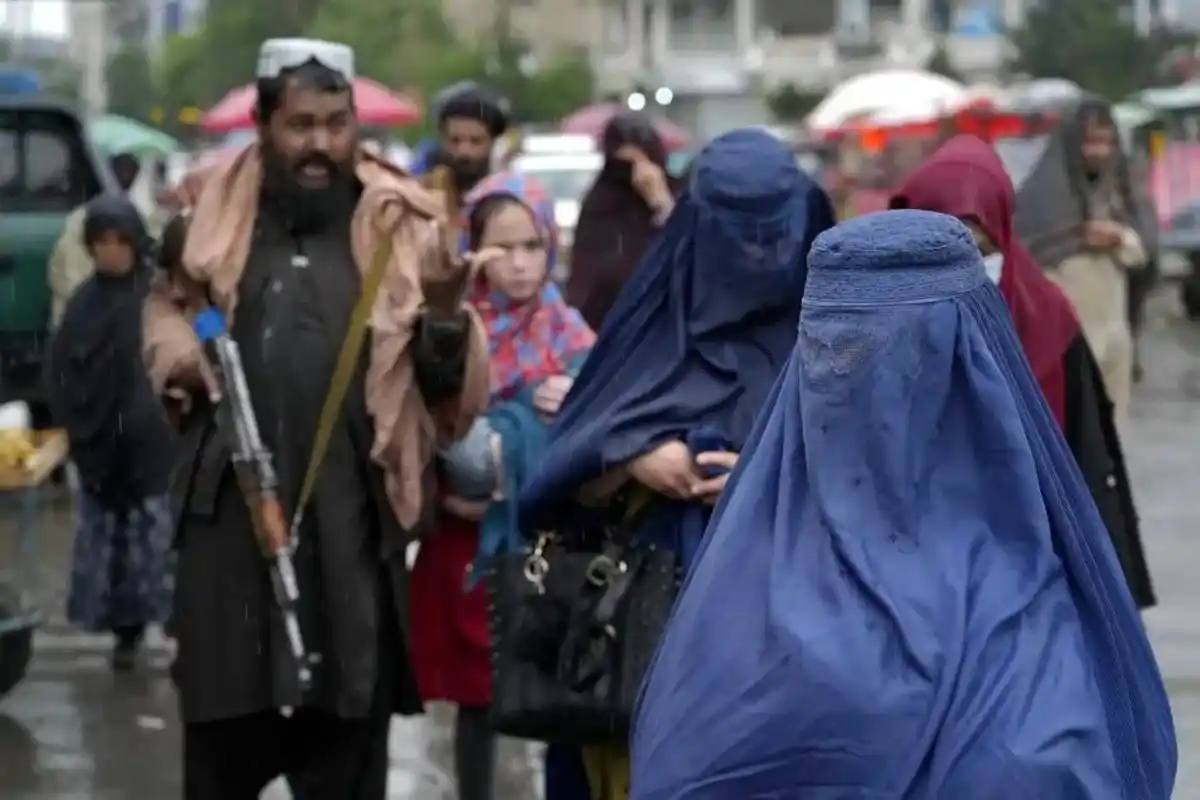 برادر کُشی کسی صورت بہتر نہیں، افغان عوام اور طالبان دو الگ حقیقتیں ہیں