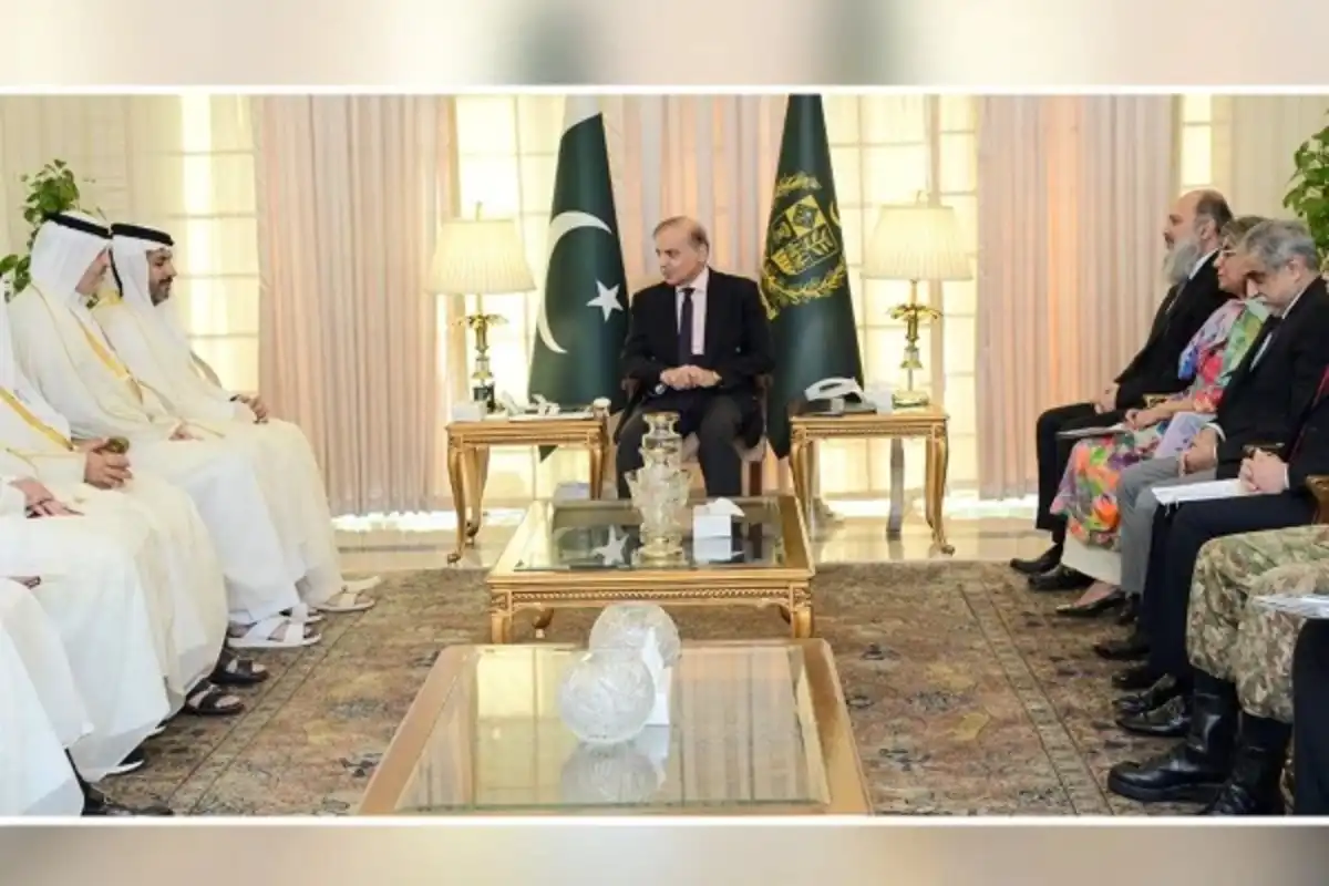 وزیراعظم سے قطر کے وزیر تجارت کی ملاقات، دوطرفہ اقتصادی تعاون بڑھانے پر اتفاق