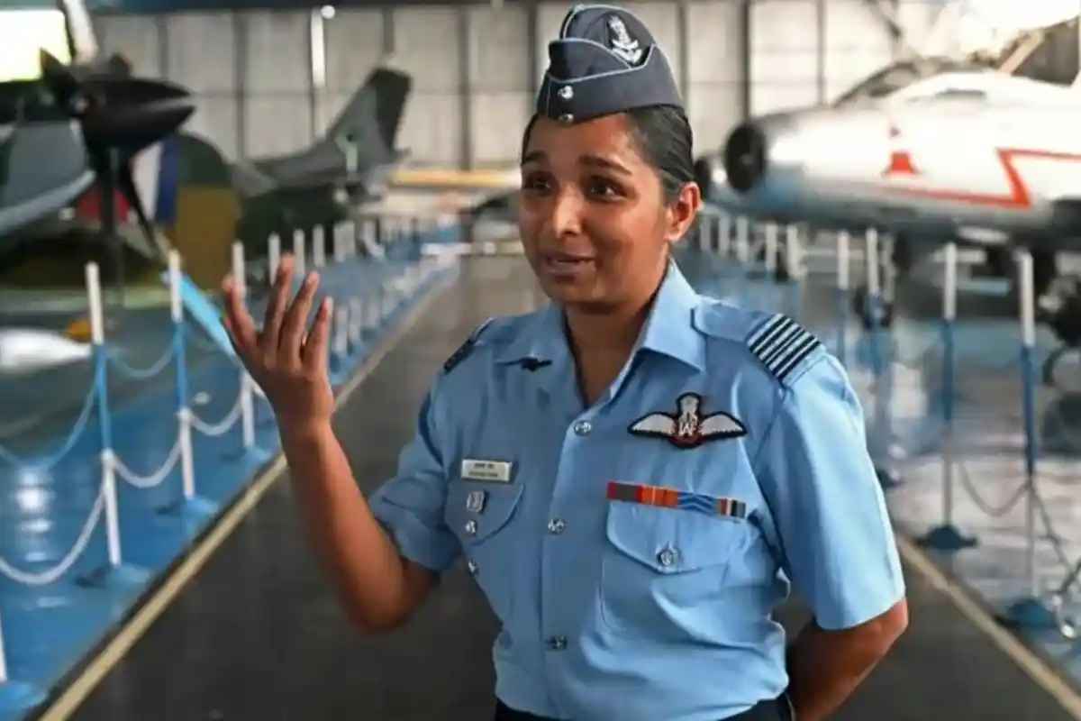 بھارتی پائلٹ شیوانگی سنگھ کہاں ہے؟ تصویر سامنے آگئی
