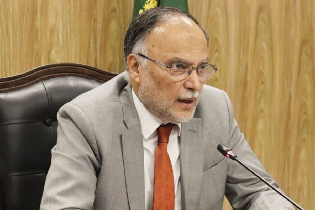 سی پیک فیز ٹو ملکی برآمدات میں اضافے کا باعث بنے گا، وفاقی وزیر احسن اقبال