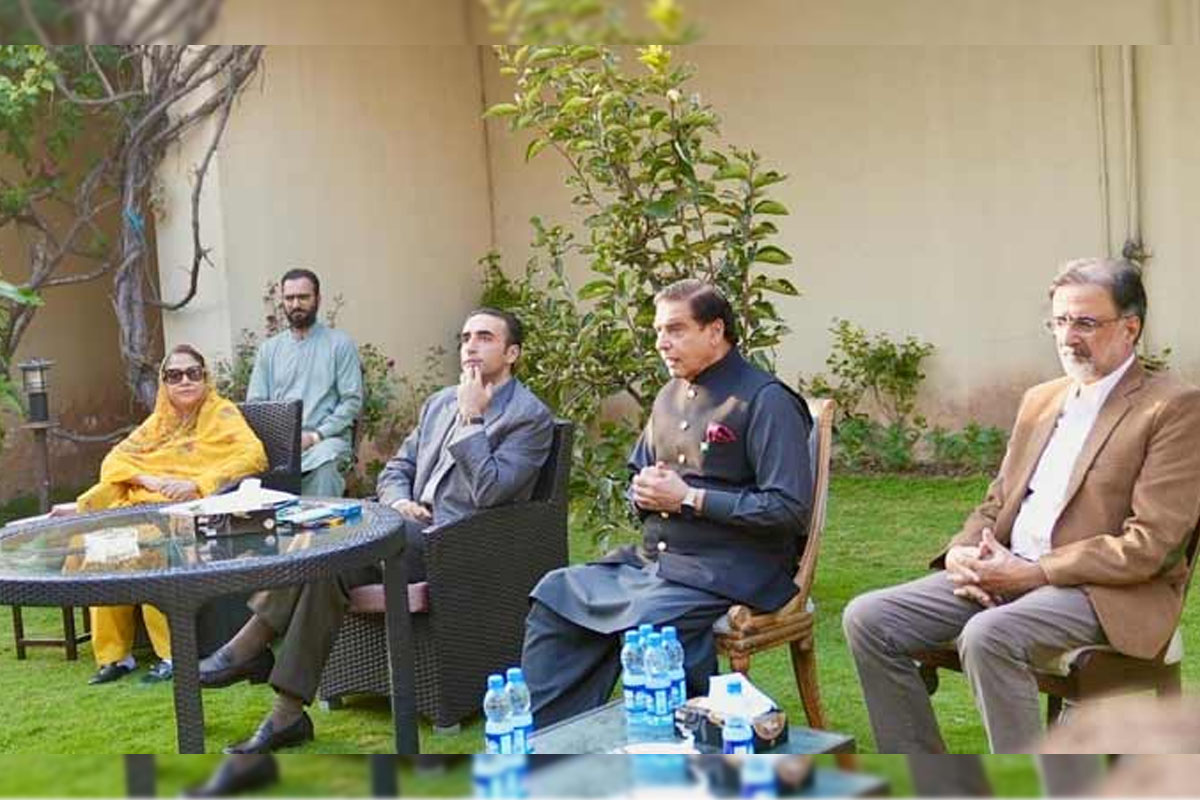 پیپلزپارٹی کا آزادکشمیر کے وزیراعظم کیخلاف تحریک عدم اعتماد لانے کا فیصلہ