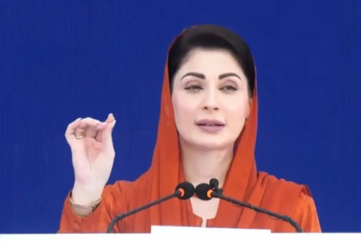 مریم نواز کا مری کیلئے ٹرین اور مفت گرین لائن بس چلانے کا اعلان