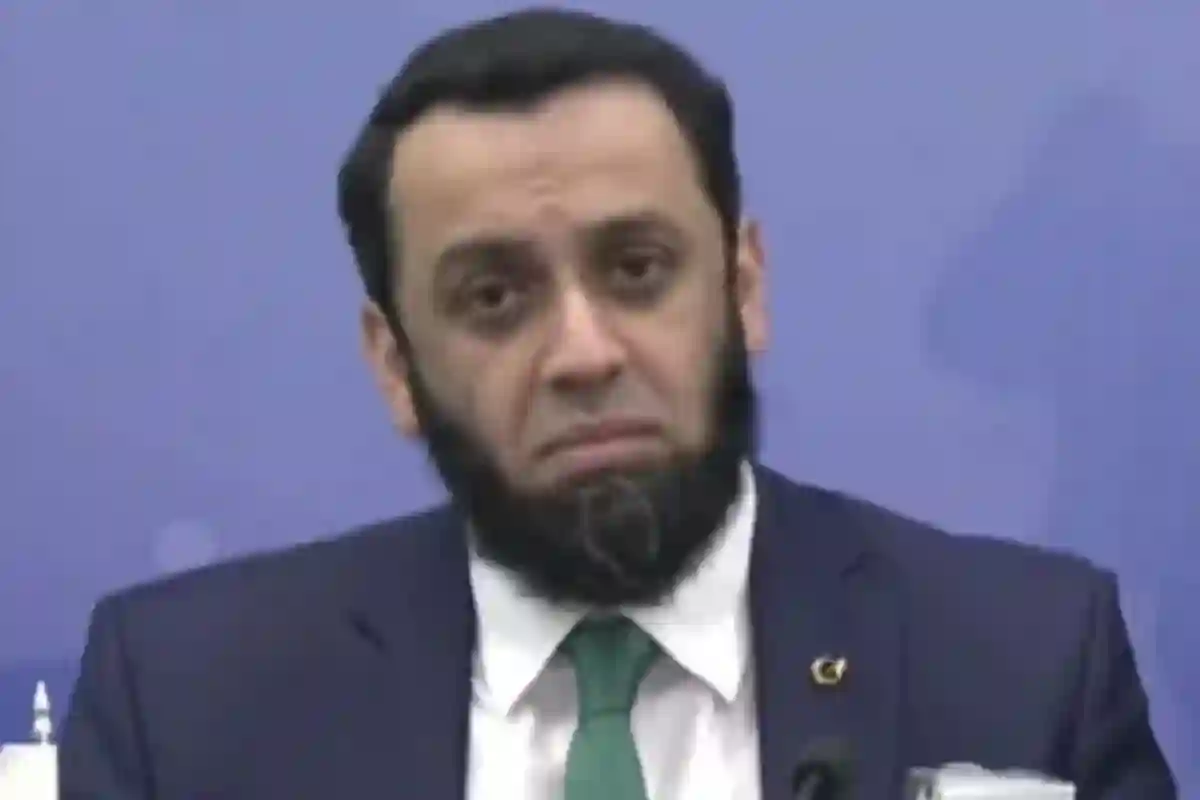 ملکی تاریخ میں کسی قیدی کو بانی پی ٹی آئی جیسی سہولیات نہیں ملیں، عطا تارڑ